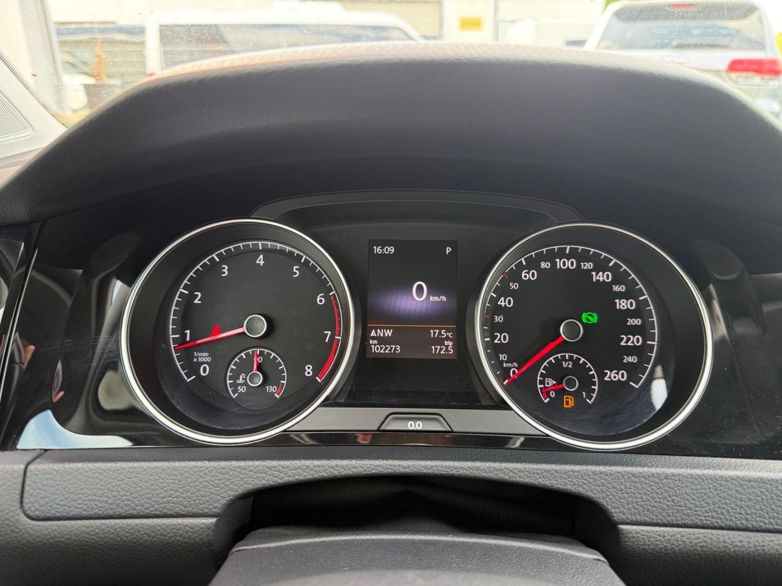 Volkswagen Golf VII Lim. Highline BMT=Leder-Kamera-AHK-=