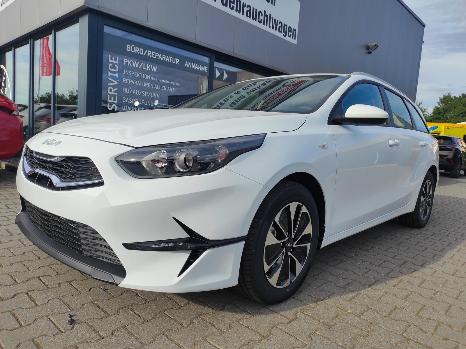 Kia Ceed SW AT GOLD*Navi*Shzg*Lhzg*PDC*Cam*16Zoll
