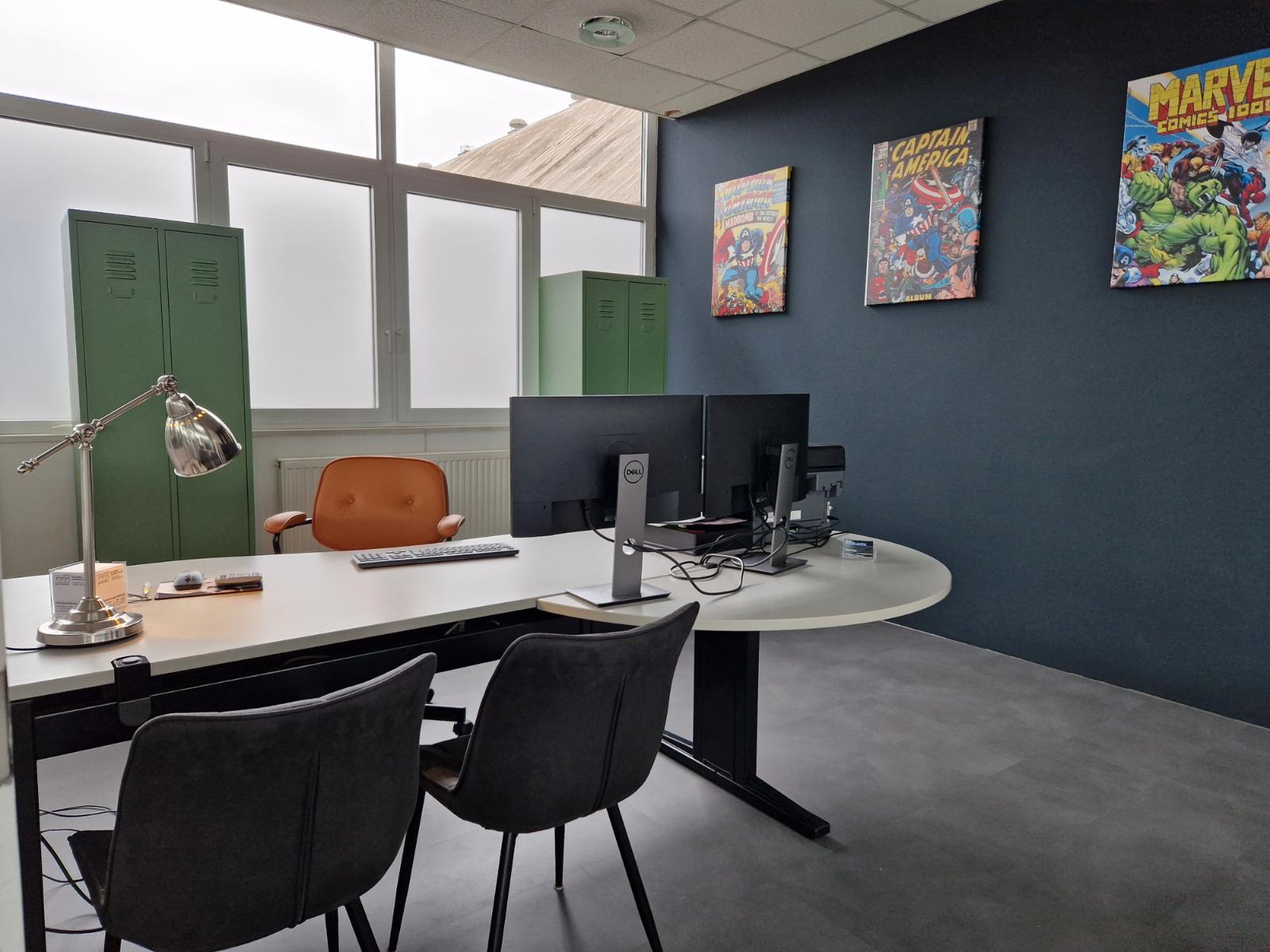 showroom-image-bottom