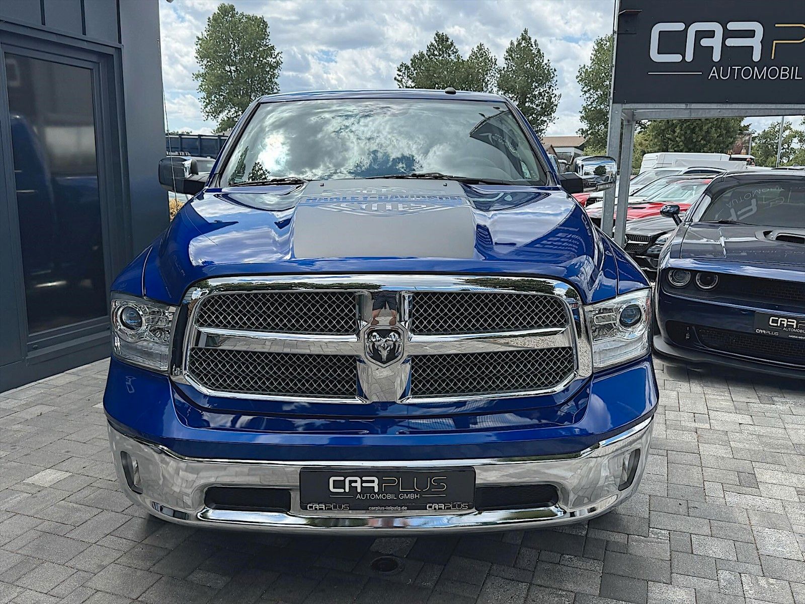 Fahrzeugabbildung Dodge RAM 5.7 V8 HEMI SPORT CrewCab 6 Sitze LPG PRINS