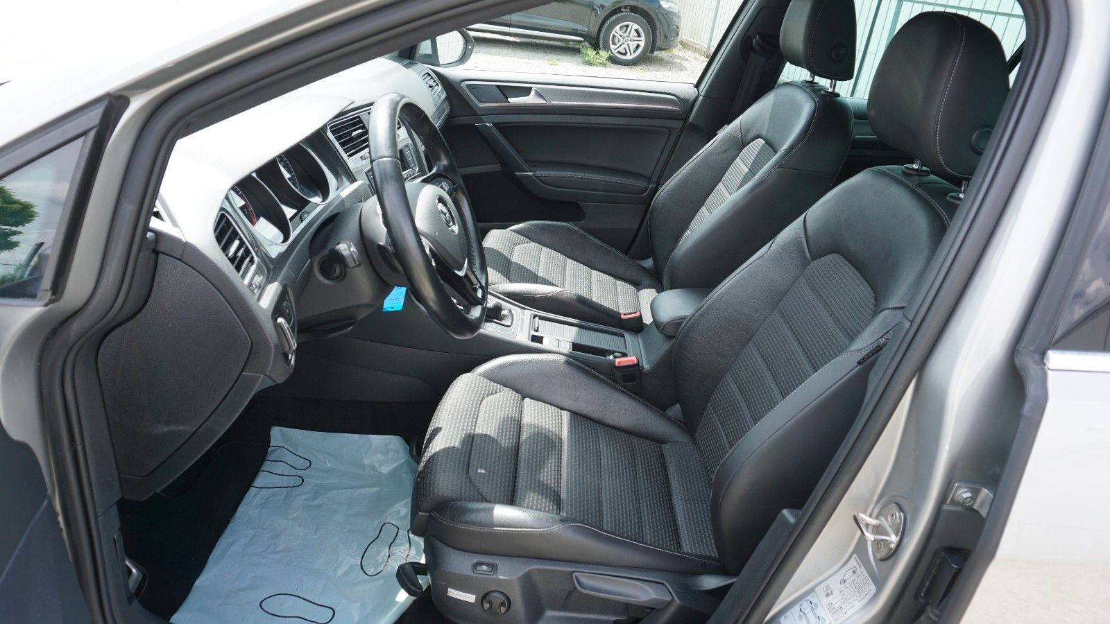 Fahrzeugabbildung Volkswagen Golf VII Alltrack, Variant, BMT, 4M,T.Leder,Navi
