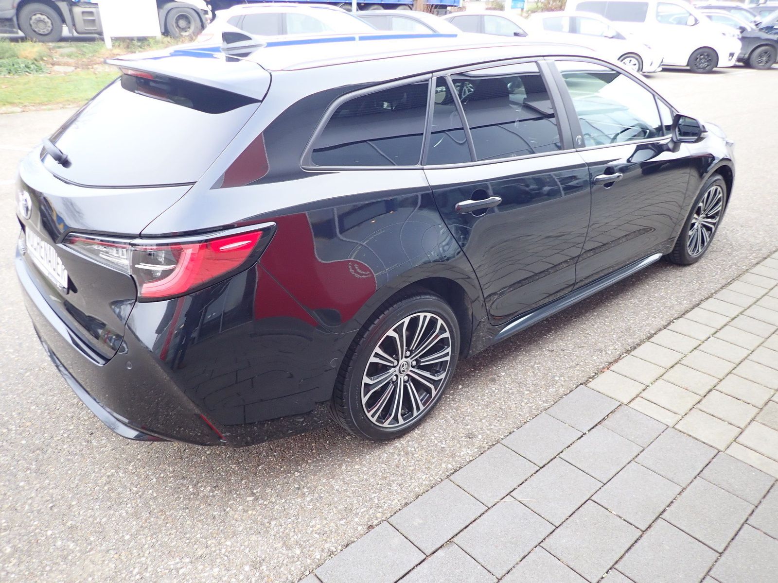 Fahrzeugabbildung Toyota Corolla Touring Sports Team