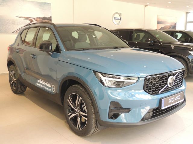 Volvo XC40 B3 Plus Dark Klima Navi Rückfahrkamera