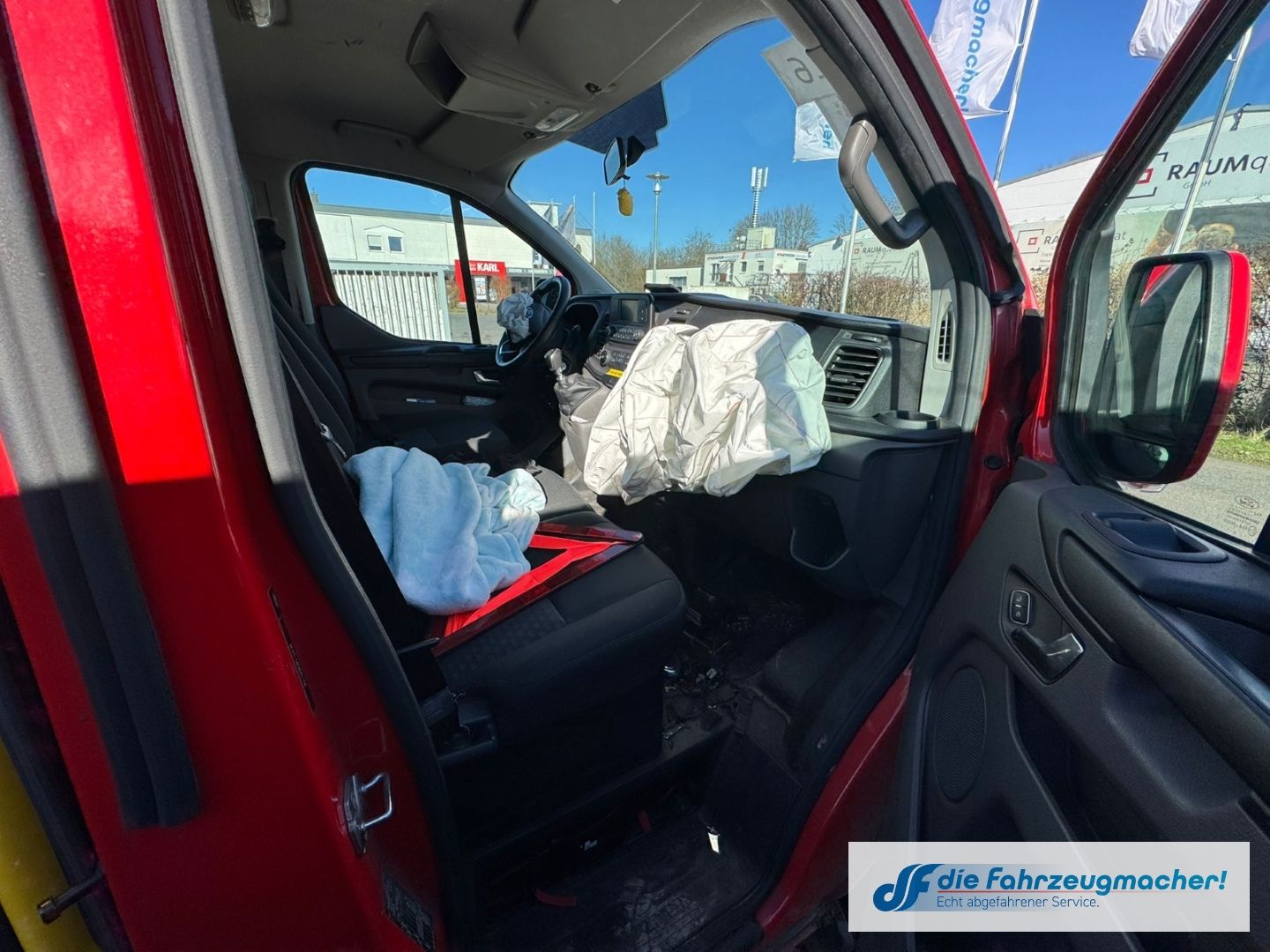 Fahrzeugabbildung Ford Transit Custom 320 L1 Trend *UNFALLSCHADENN*2340