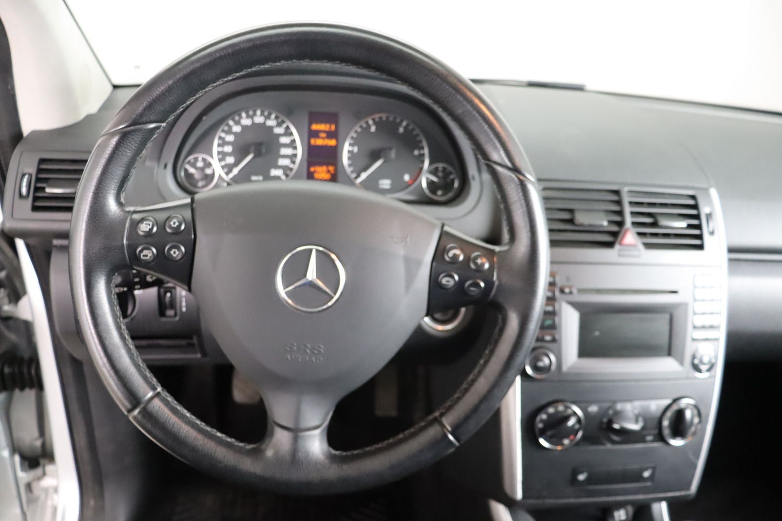 Fahrzeugabbildung Mercedes-Benz A 180 CDI Sport Edition * HU/AU neu Avantgarde