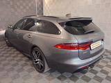 Jaguar XF 30d*SPORTBRAKE S*BLACK PACK-MERIDIAN-R.KAM - Jaguar XF: Black Pack