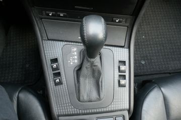 Fahrzeugabbildung BMW 318Ci