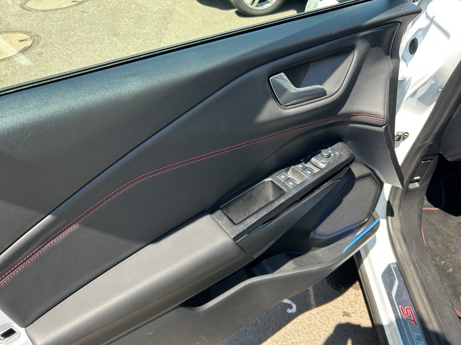 Fahrzeugabbildung Ford Puma ST-Line Navi digi Cockpit 360 Kamera Dach