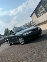 Opel Vectra 1.6 16V Edition 2000 Edition 2000 - gebrauchte Opel Vectra aus dem Jahr 1999