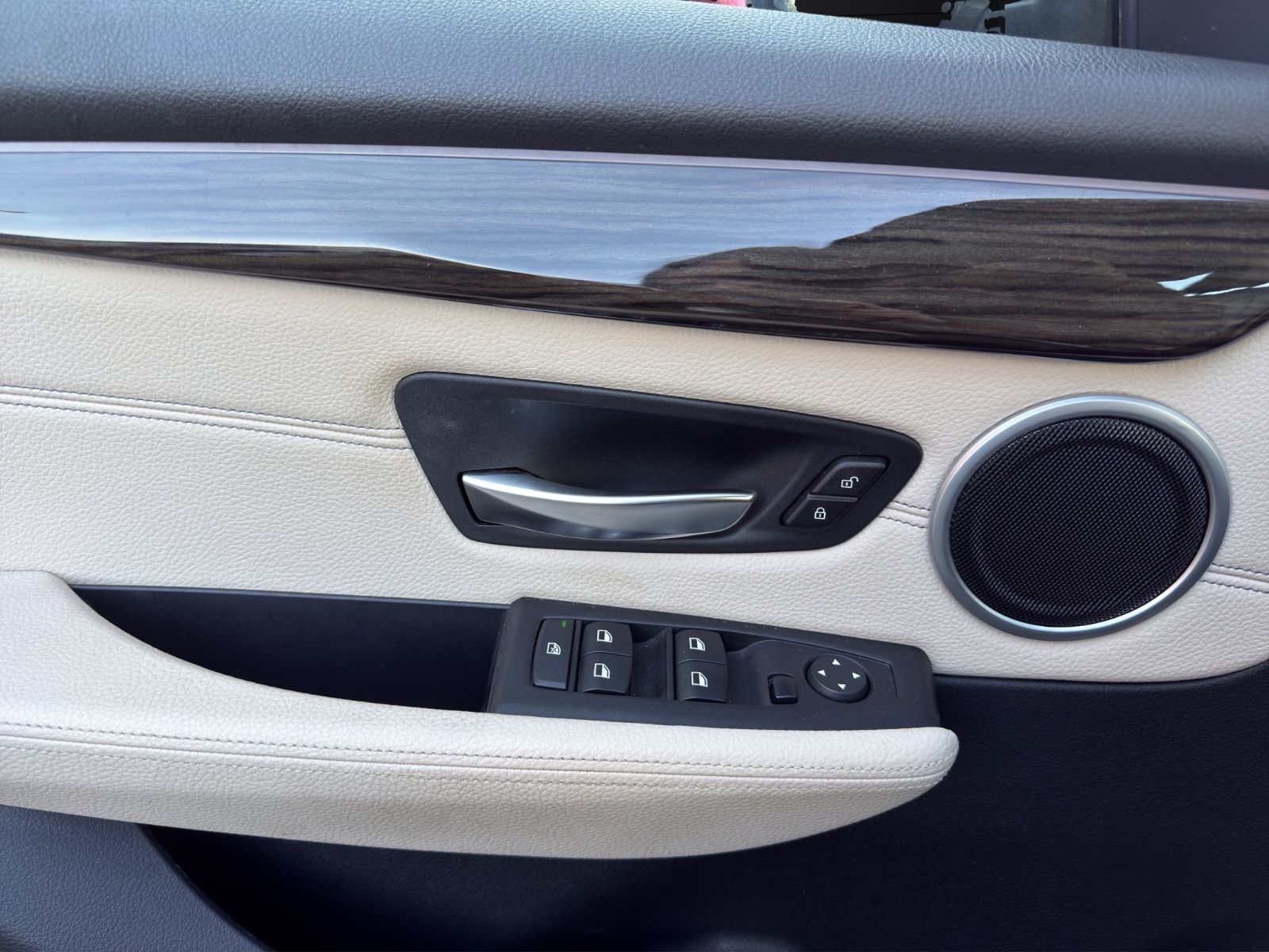 Fahrzeugabbildung BMW 225 Active Tourer*Luxury-Line*Navi*Kamera*