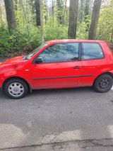Volkswagen Lupo auto rot - Volkswagen Lupo aus 1998