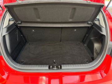 Hyundai i20 - 12