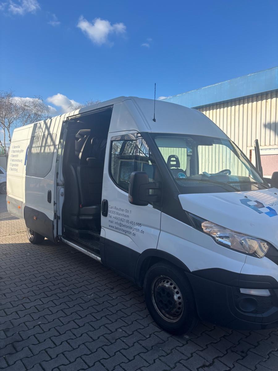 Iveco Andere mit Standheizung. Top-Zustand!