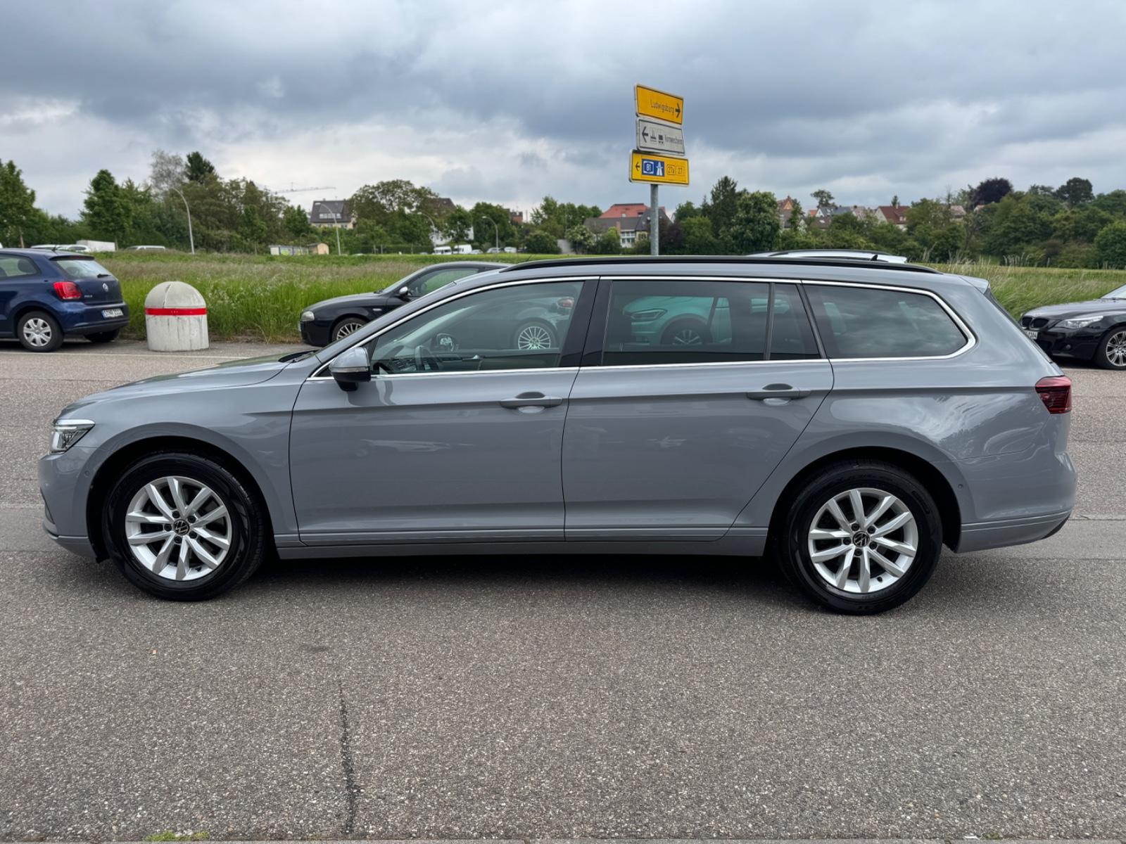 Volkswagen Passat 2.0 TDI Variant Business Navi Matrix ACC