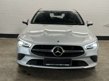 Mercedes CLA 180 Shooting Brake - 2