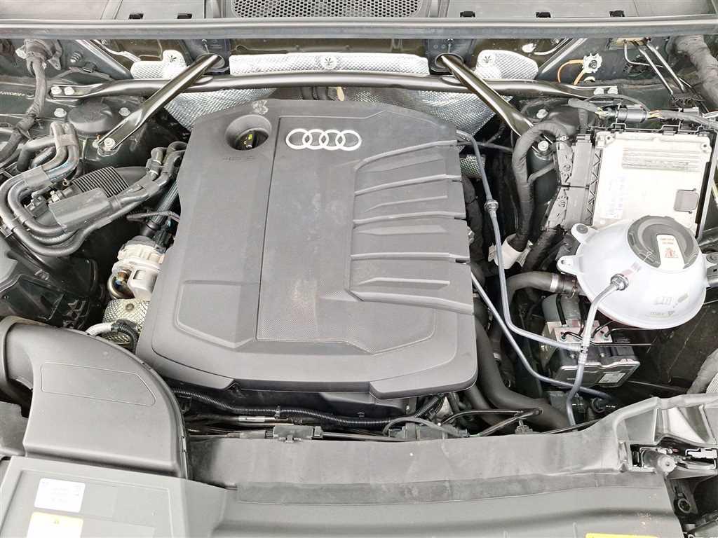 Audi Q5 S line 40 2.0 TDI quattro S-tronic Business