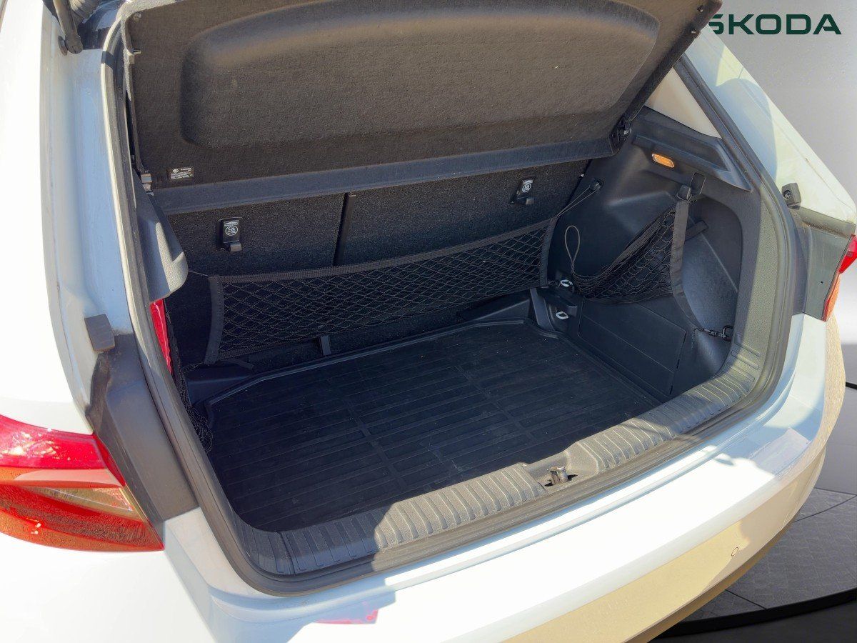 Skoda Fabia 1.5 TSI DSG Style 8fach bereift ACC Navi K imagem 3