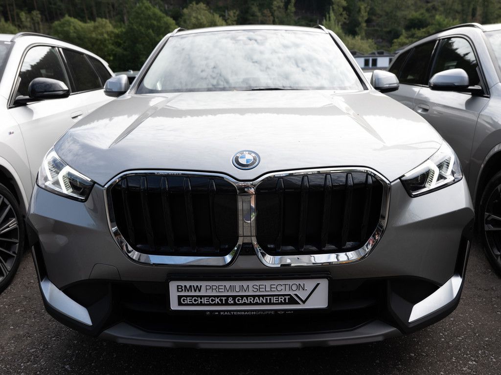 BMW X1 xDrive30e PANO HUD 360° LED ACC NAVI KAMERA foto 3