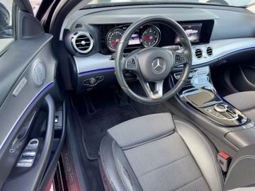 Mercedes E 220 - 10