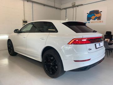 Audi Q8 - 4