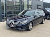Mercedes-Benz E 250d T BlueTec*LED*NAVI*RFK*DISTR*SHZ* - Mercedes-Benz mit Diesel-Antrieb: Kombi, Schaltgetriebe