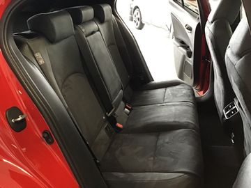 Lexus UX - 8