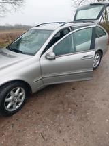 Mercedes-Benz Mercedes C Klasse Kombi / C 270 - gebrauchte Mercedes-Benz C 270 aus dem Jahr 2003