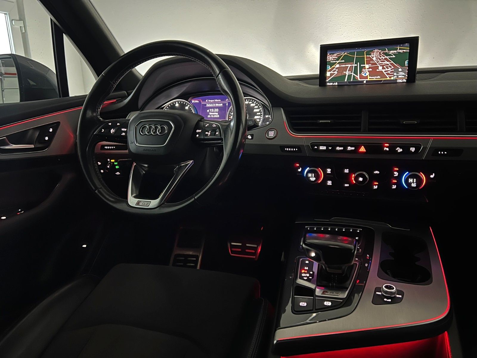 Fahrzeugabbildung Audi SQ7 4.0 TDI Quattro/MATRIX/HuD/ACC/AHK/AMBI+