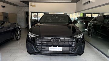 Audi AUDI Q8 S LINE TOTAL BLACK