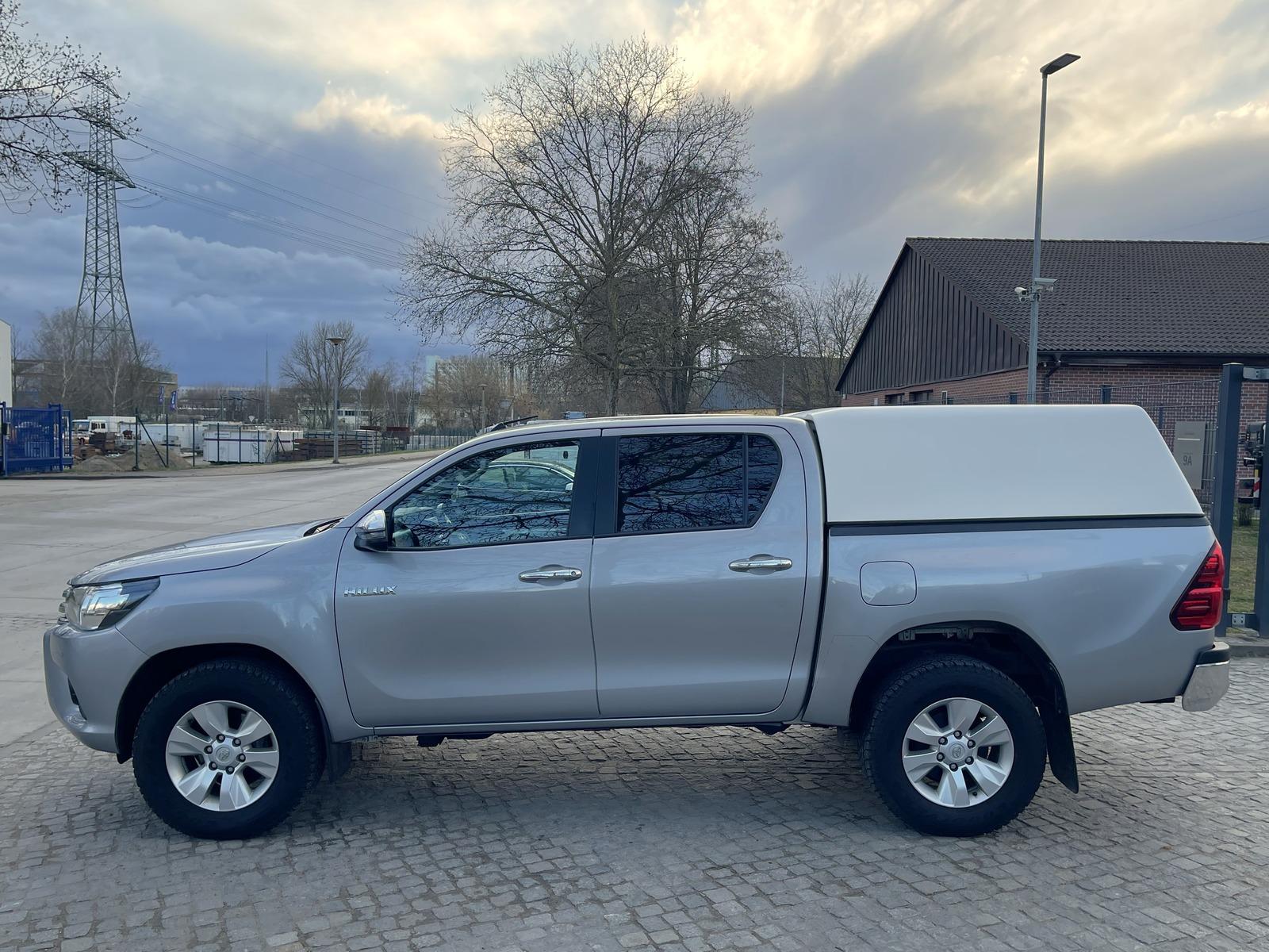 Toyota Hilux 2.4 Double Cab Comfort 4x4 *Klima*HARDTOP*