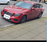 Mercedes-Benz E 220 d T Automatik mit Topausstattung - Mercedes-Benz E 220: Rot