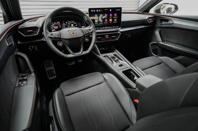 Leon 1.5 eTSI 110kW DSG RFK/APP/AHK/LED/FLA/PDC