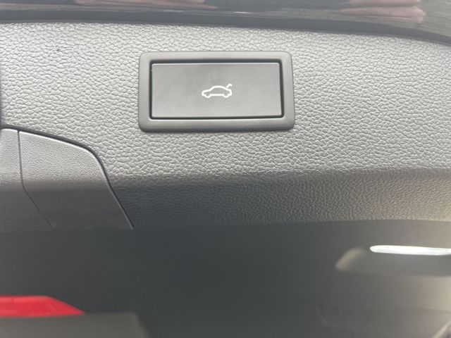 Passat Variant Elegance 2.0 TDI DSG,IQ.LIGHT,AHK