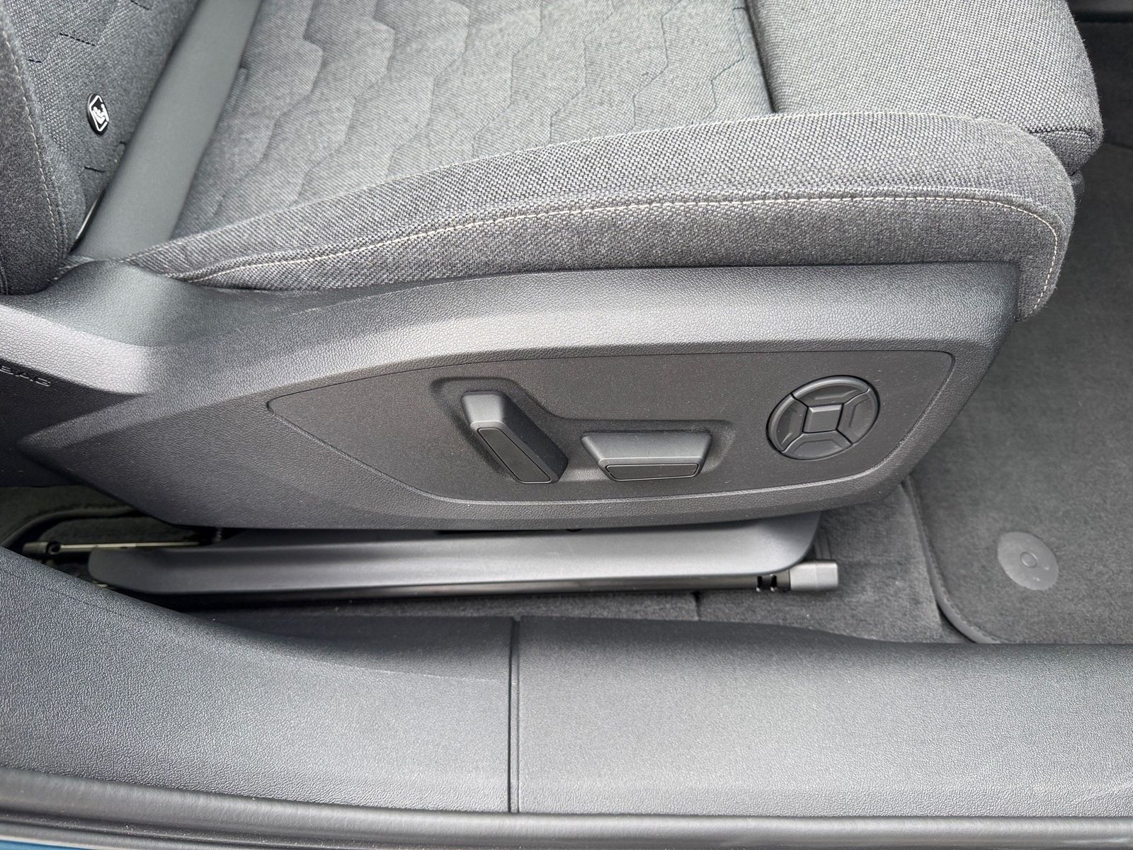 Audi A6 e-tron - Bild 19