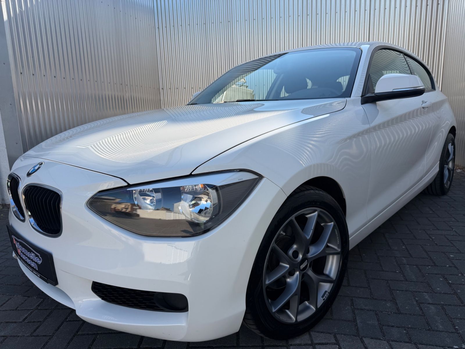BMW 114 - 1