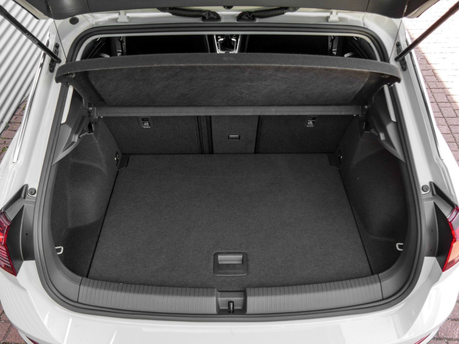 Volkswagen T-Roc - Bild 16