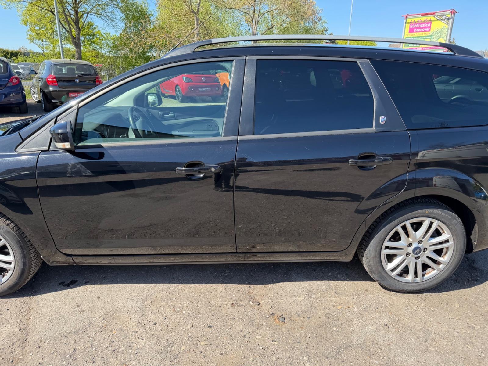 Ford Focus Turnier Ghia