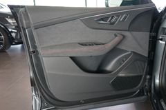 AUDI RSQ8 performance | B&O Advanced | Carbon | 305 AUDI RSQ8 performance | B&O Advanced | Carbon | 305