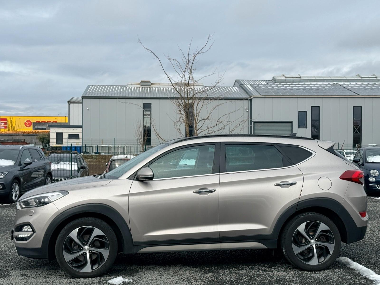 Hyundai Tucson Premium 4WD Pano Kamera Sitzbelüft 1.Hand