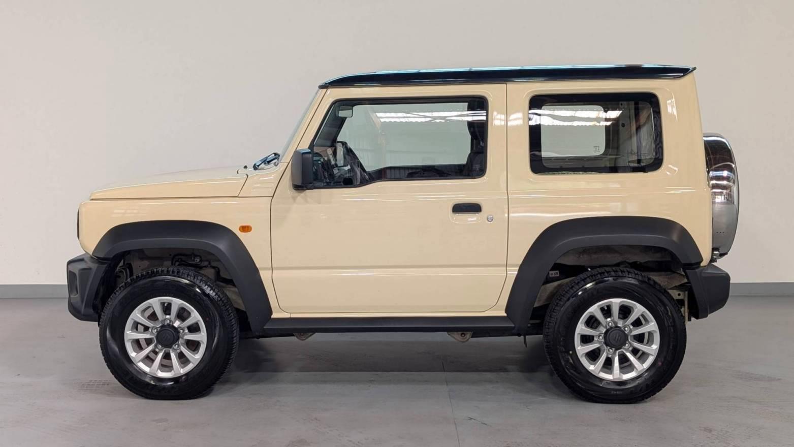 Suzuki Jimny 1,5 NFZ Comfort/WKR/SHZ/KLIMA/AHK/, миниатюра 4