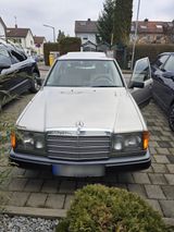 Mercedes-Benz Mercedes E230 - W124 - Mercedes-Benz E 230: W124