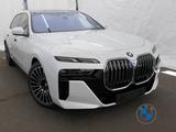 BMW 740d xDrive M Sport 21" AHK Skylounge Standhzg. - BMW 7er Reihe Gebrauchtwagen