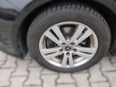 MERCEDES-BENZ A 200 BlueEfficiency~HarmannKardon~PDC V+H~Navi