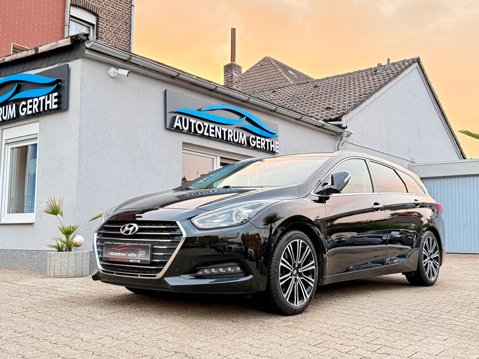 Hyundai i40 cw Premium *Leder*Kamera*Xenon*CarPlay*