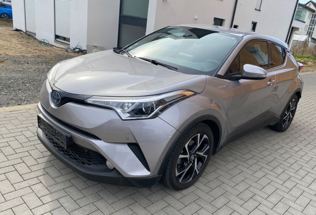 Toyota C-HR Hybrid Team D Navi*Kamera