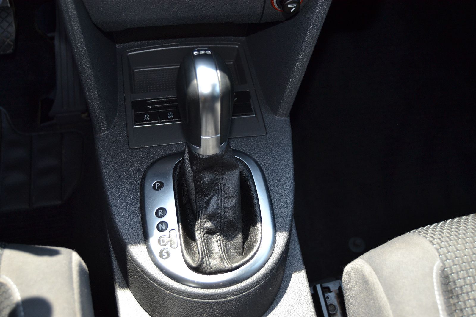 Fahrzeugabbildung Volkswagen Touran Comfortline BMT/AUTOMATIK/NAVIGATION/AHK/