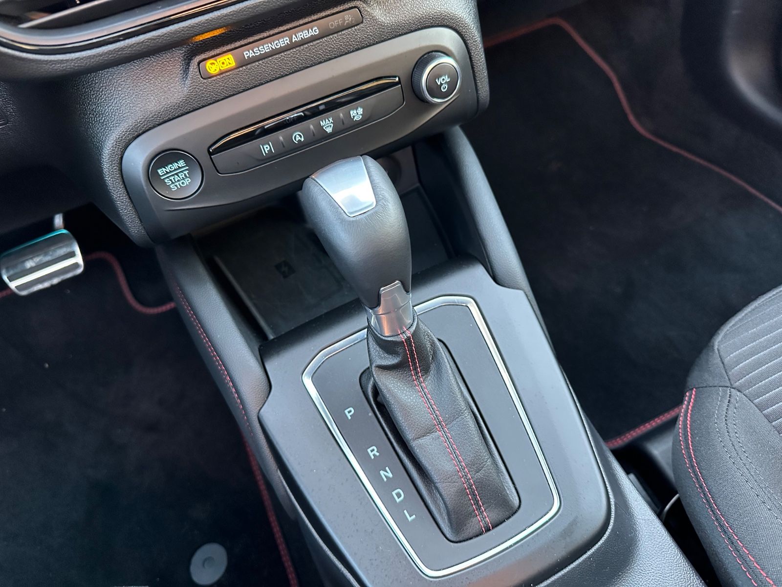 Fahrzeugabbildung Ford Focus Turnier 1.0 ST-Line X Pano/ACC/Matrix/Navi