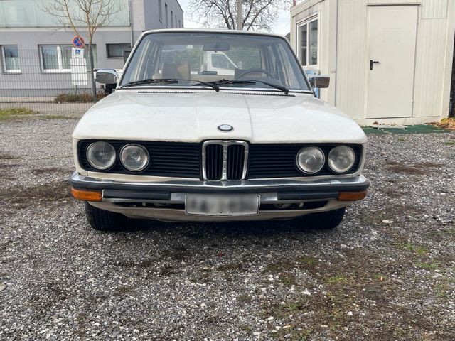 BMW 518 E12 Automatik