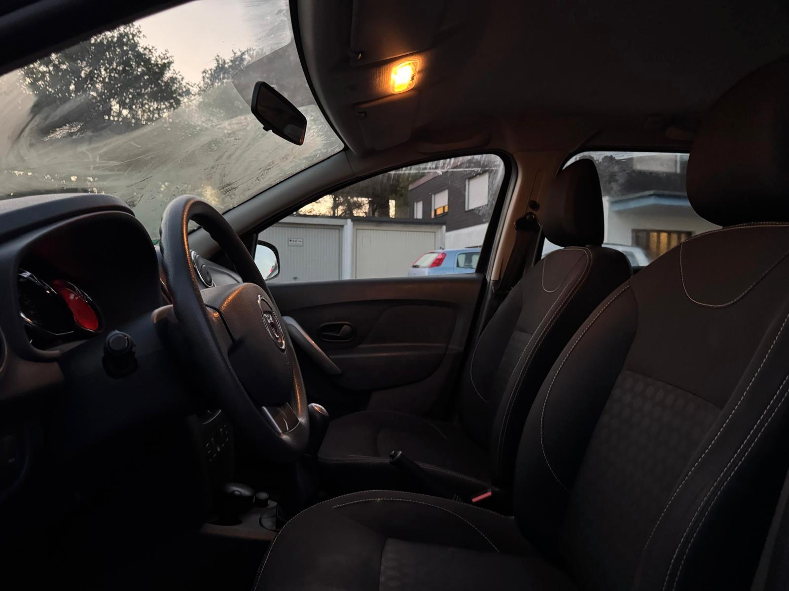 Dacia Logan 2014 — photo 9
