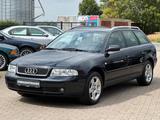 Audi A4 B5 1.8 Avant aus 1.Hand Klimaautomatik AHK - Audi A4 aus 2000: 1.8